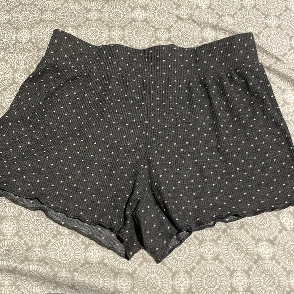 Gray pajama shorts with white polka dots brand Ambrielle size S